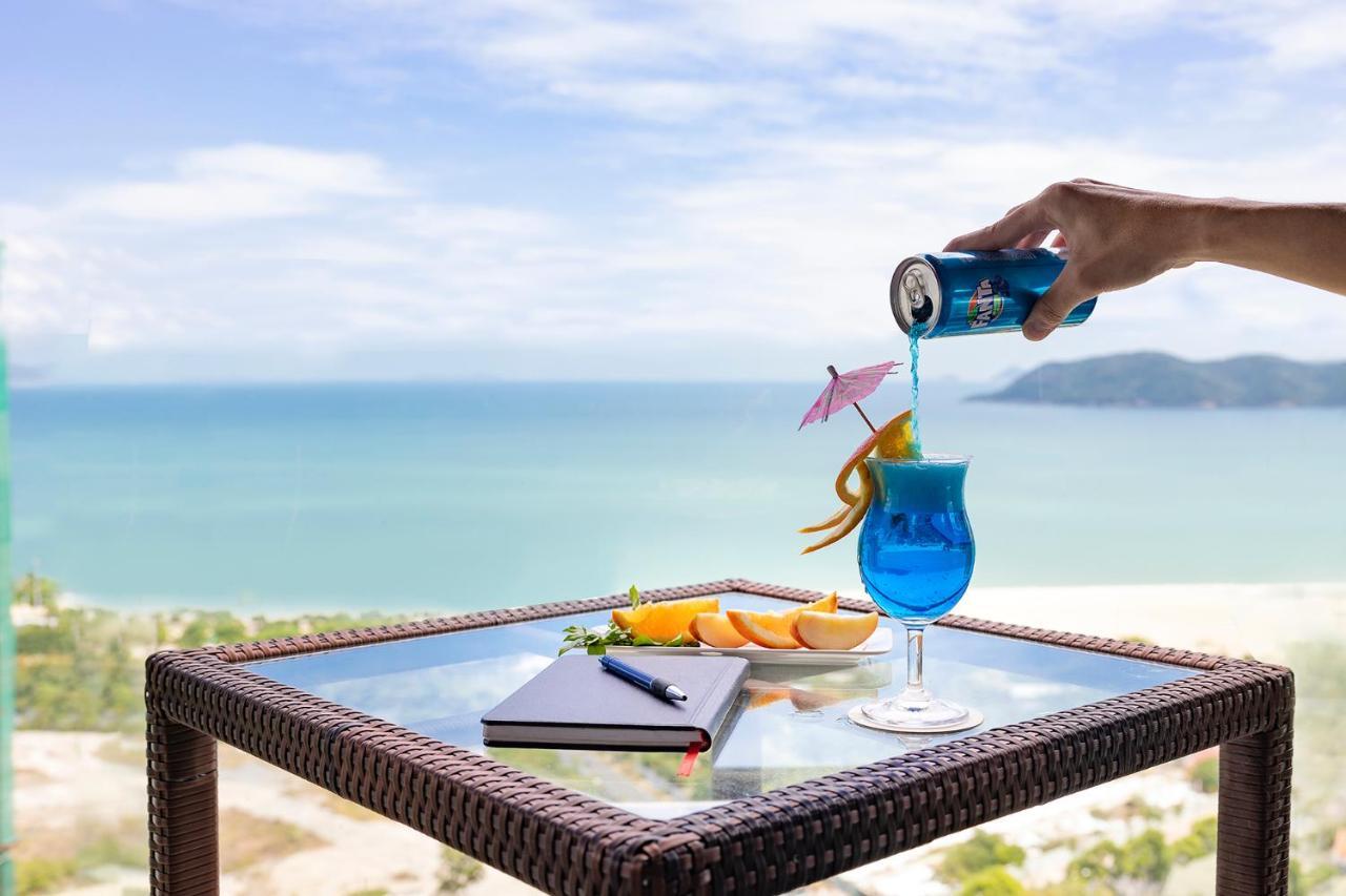 ホテル Miracle Luxury ニャチャン エクステリア 写真